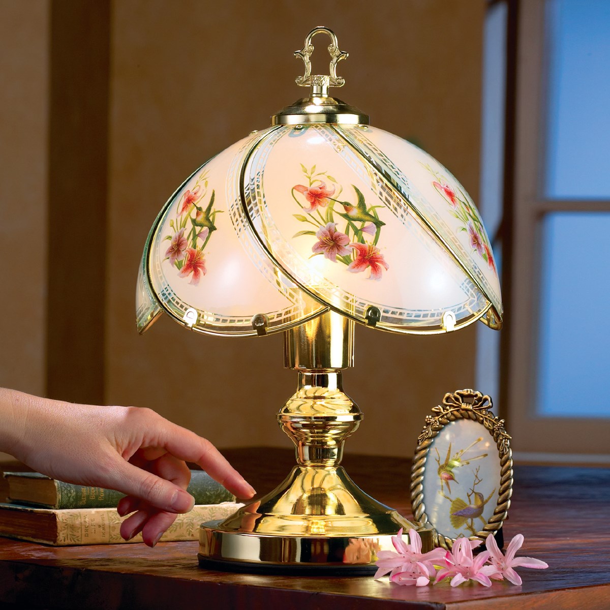 hummingbird-desk-touch-lamp-collections-etc