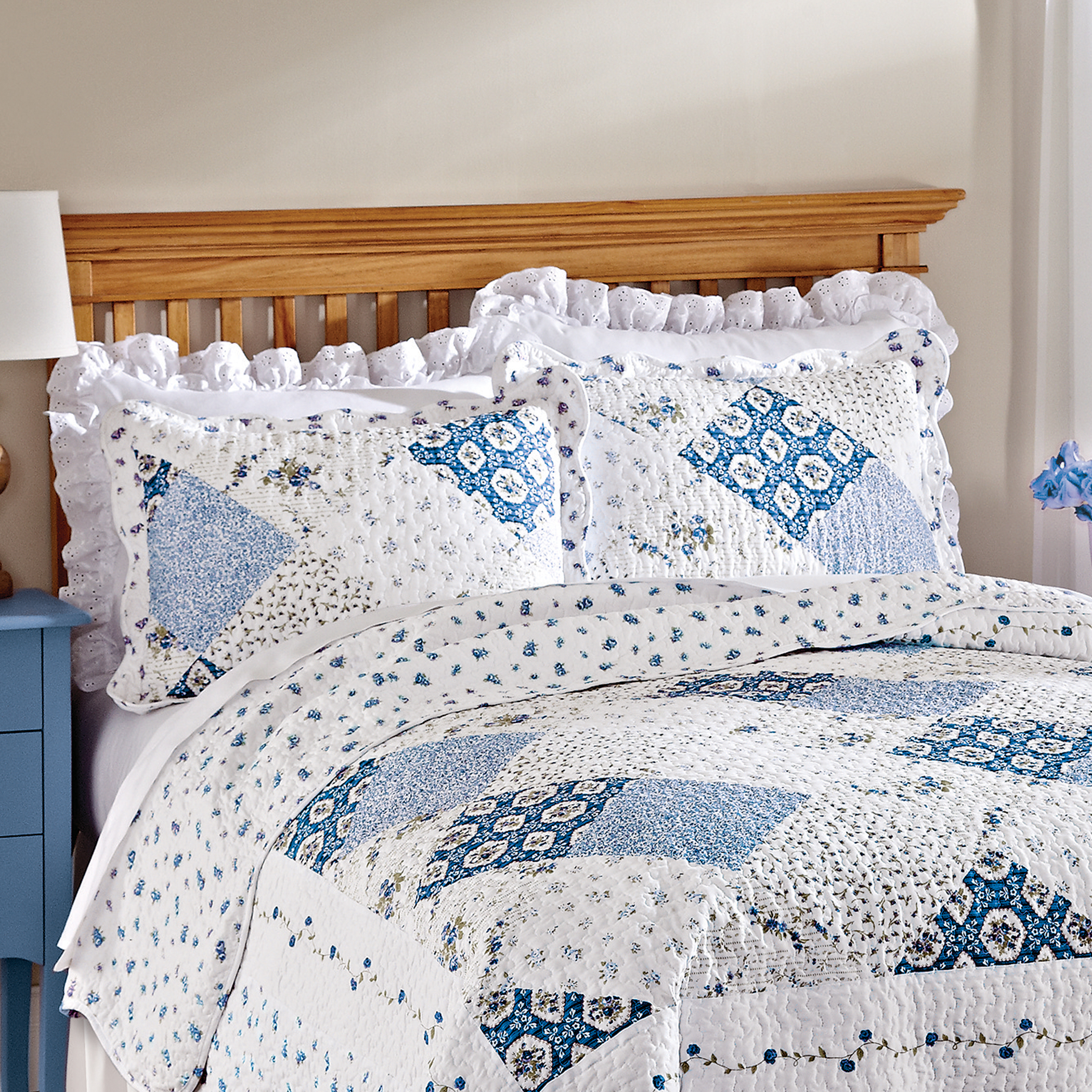 Wilmington Blue And White Pillow Sham Collections Etc