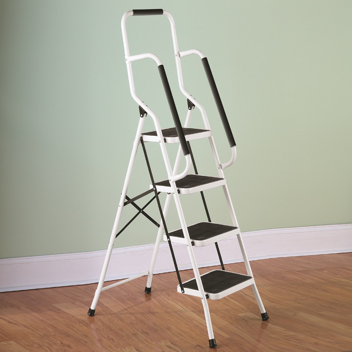 Four Step Safety Ladder with Grips Collections Etc.