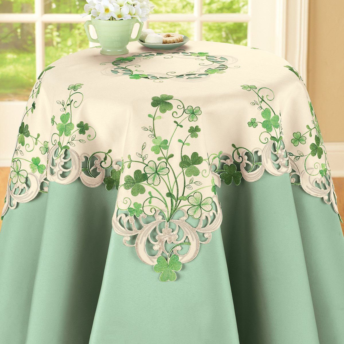 Embroidered Irish Shamrock Table Linens Collections Etc.