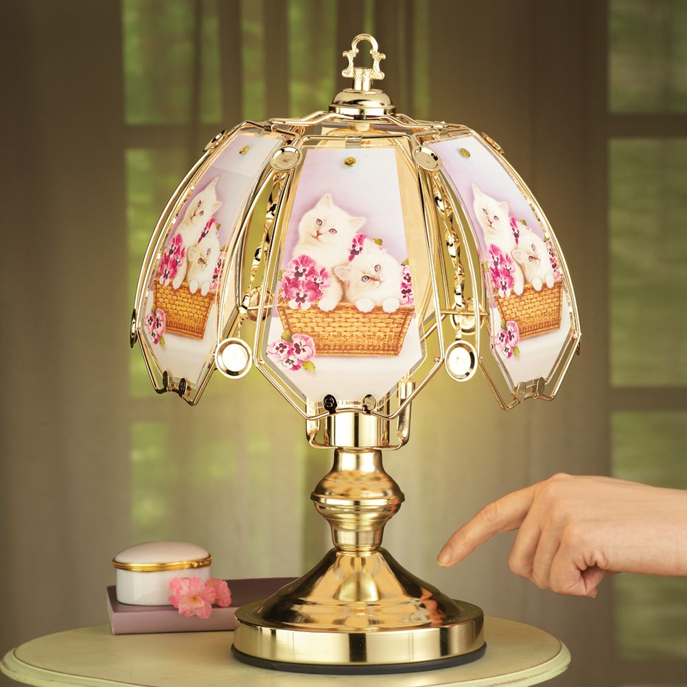 Cats Touch Lamp with Goldtone Base Collections Etc.