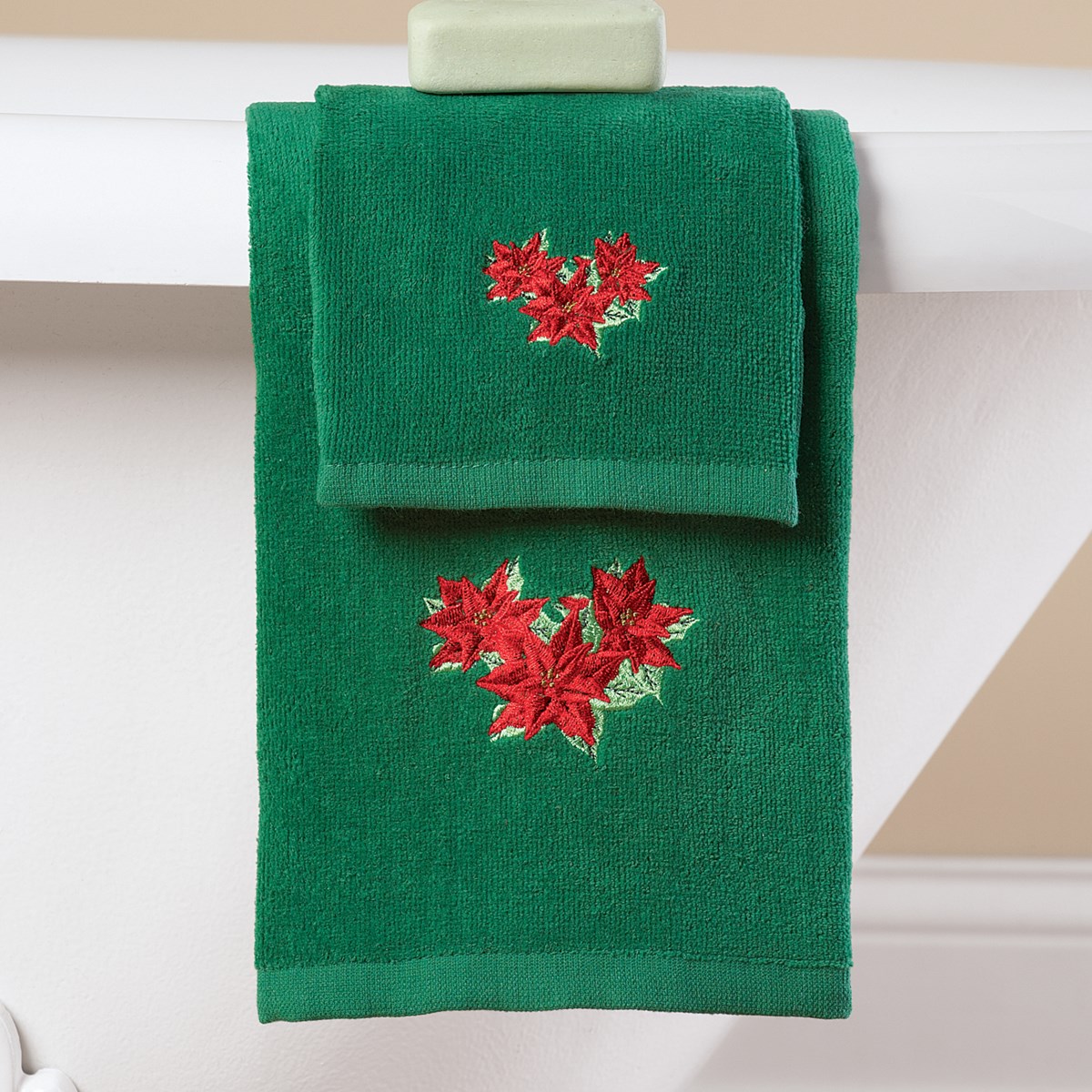 Poinsettia Christmas Bathroom Towel Set Collections Etc.