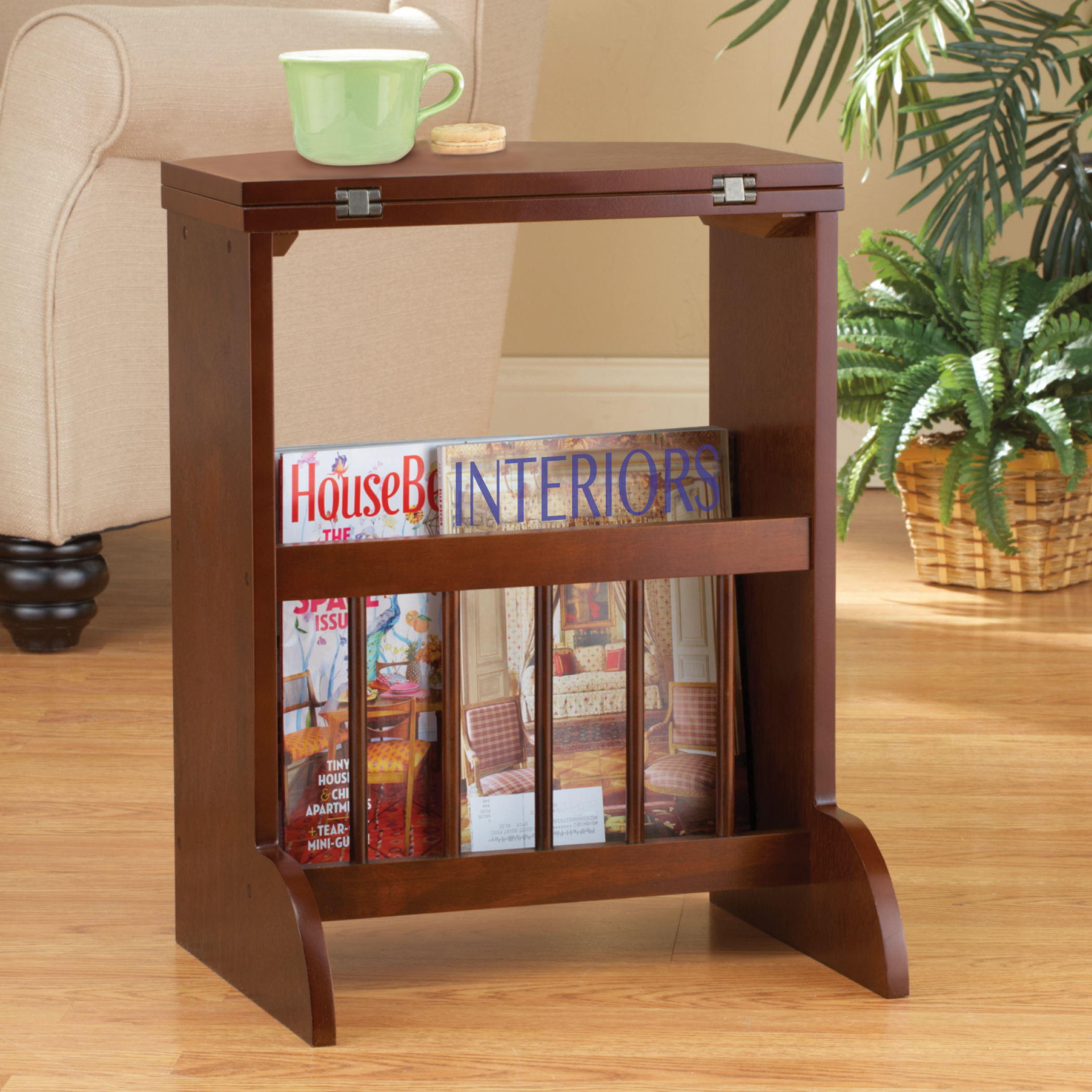 lamp table with shelf