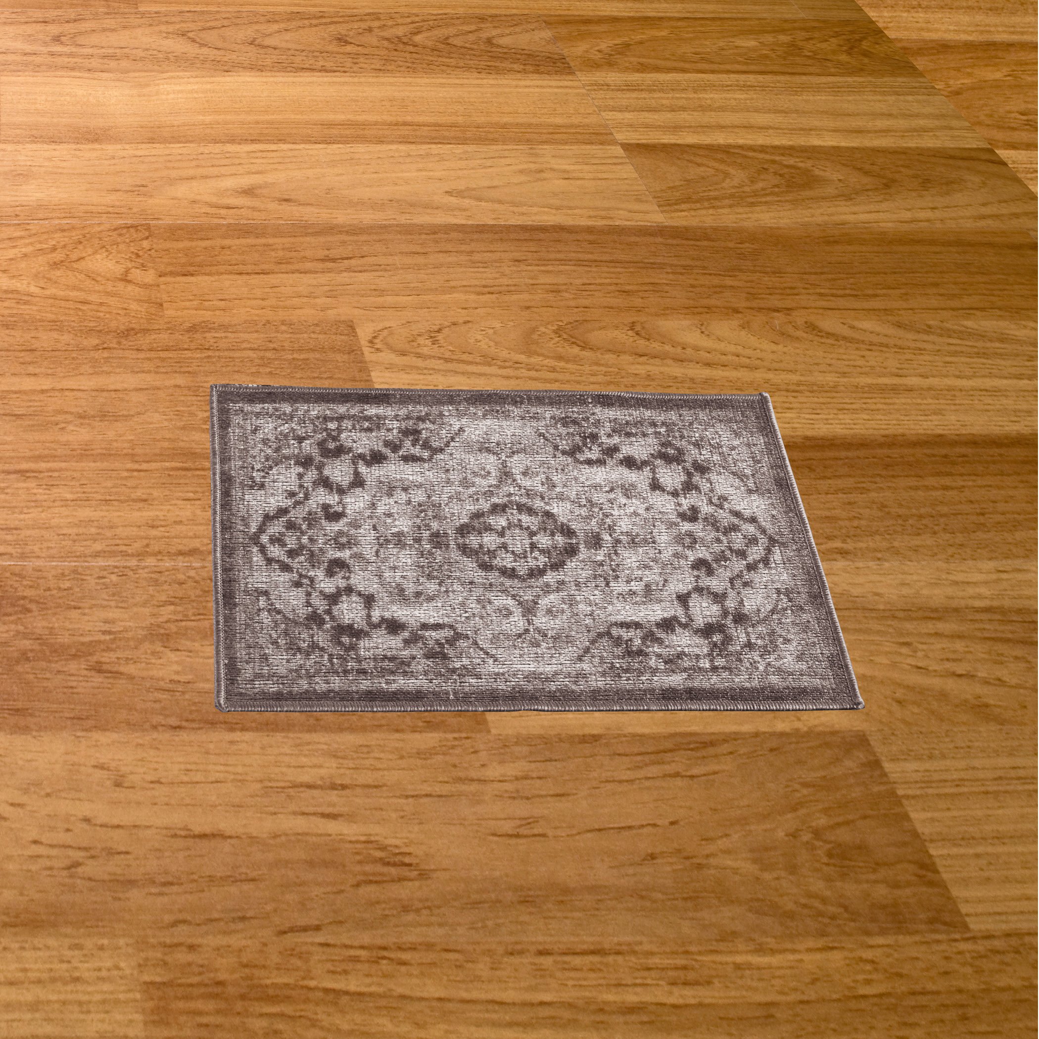 Classic Medallion Design Accent Rug with Skid-Resistant Backing - Perfect for - Picture 7 of 9