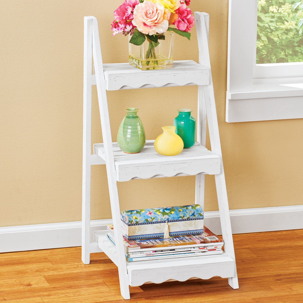 White Decorative Scalloped Edge 3Tierd Shelf Collections Etc.