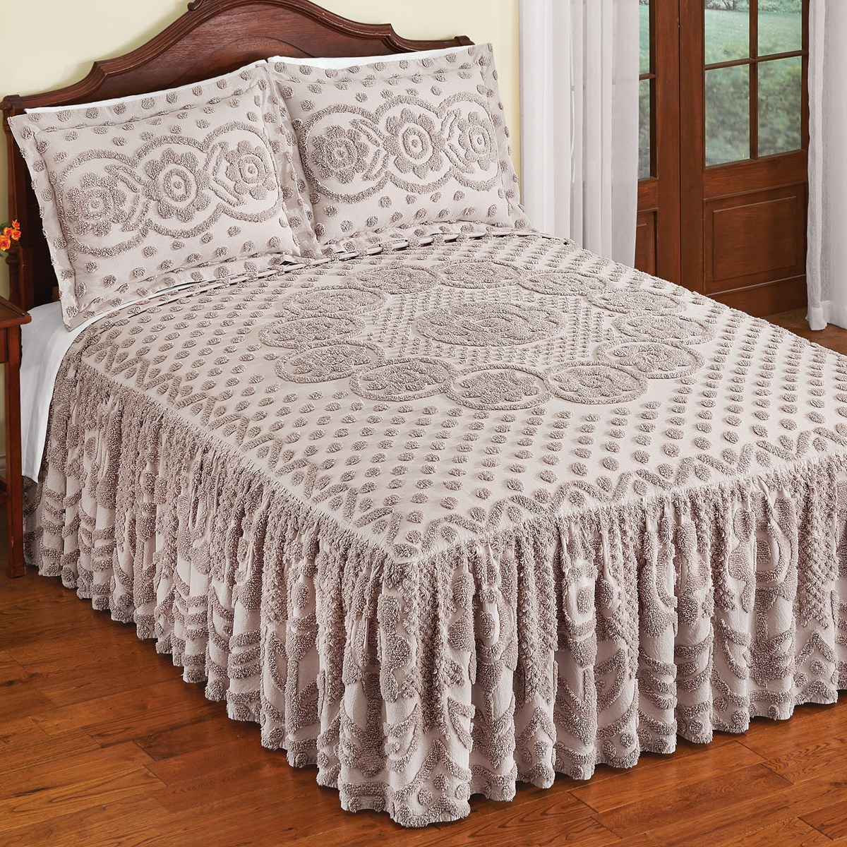 Briar Polka Dot and Flower Chenille Bedspread Collections Etc.
