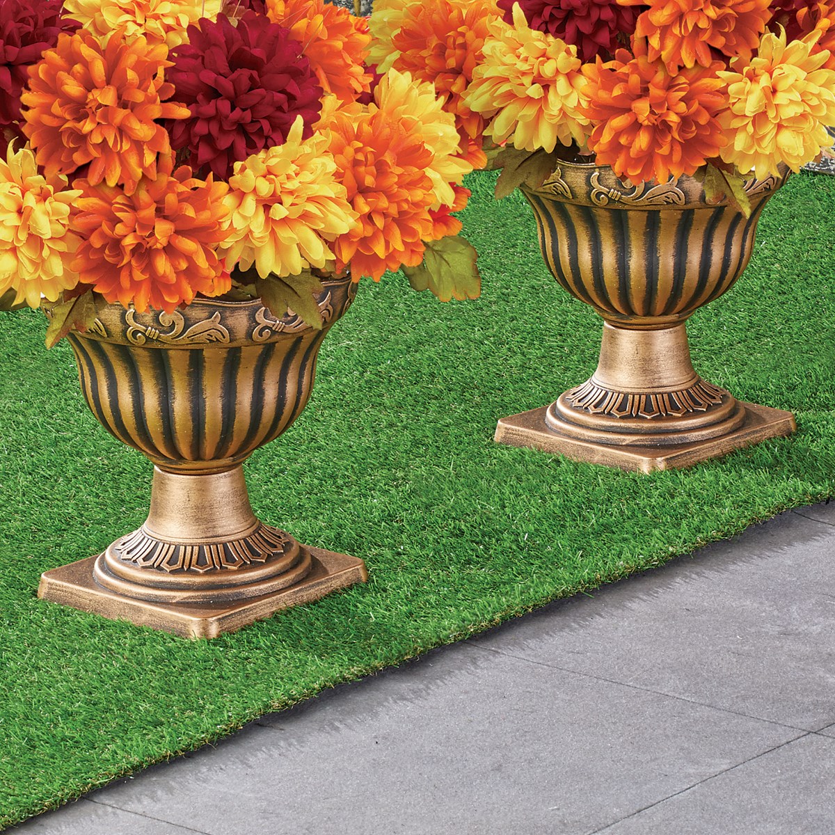 Antique BronzeColored Garden Planters Set of 2 Collections Etc.