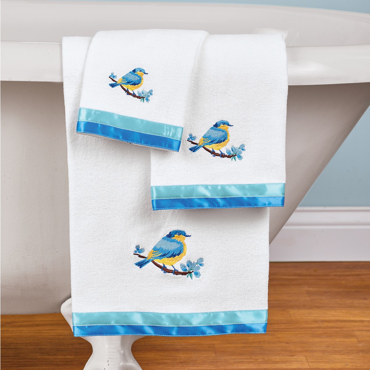 Floral Bluebird Medallion Bathroom Towels Set of 3 Collections Etc.