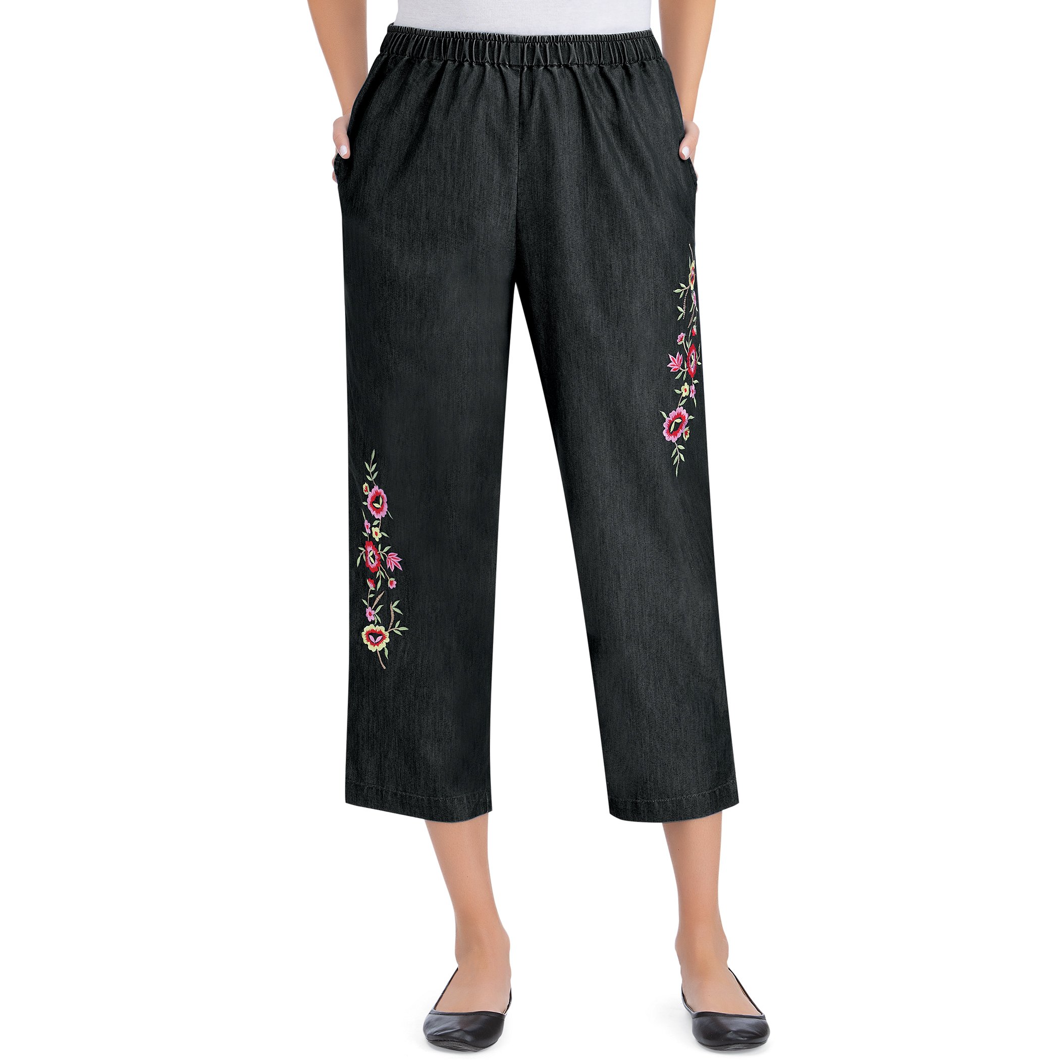 Women's Floral Embroidered Denim Pull-on Capri Pants Black X-Large