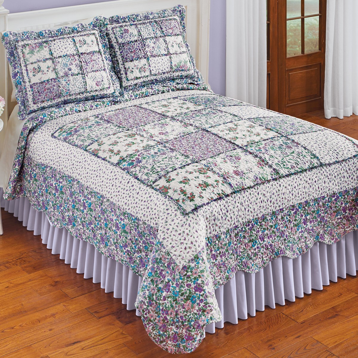 Classic Design Serene Floral Patchwork Quilt Collections Etc.