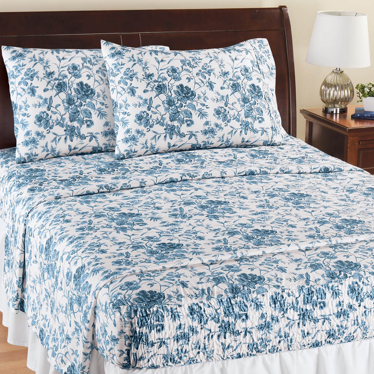 Floral Printed Clusters Bed Tite™ White 4Piece Bed Sheet Set