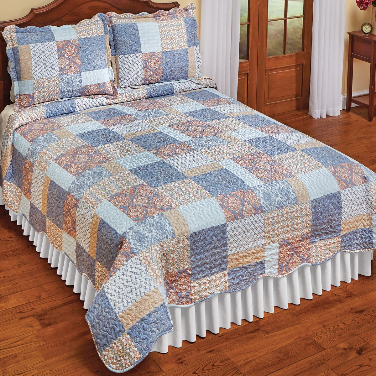 Reversible Neutral Polyester Patchwork Quilt Collections Etc.