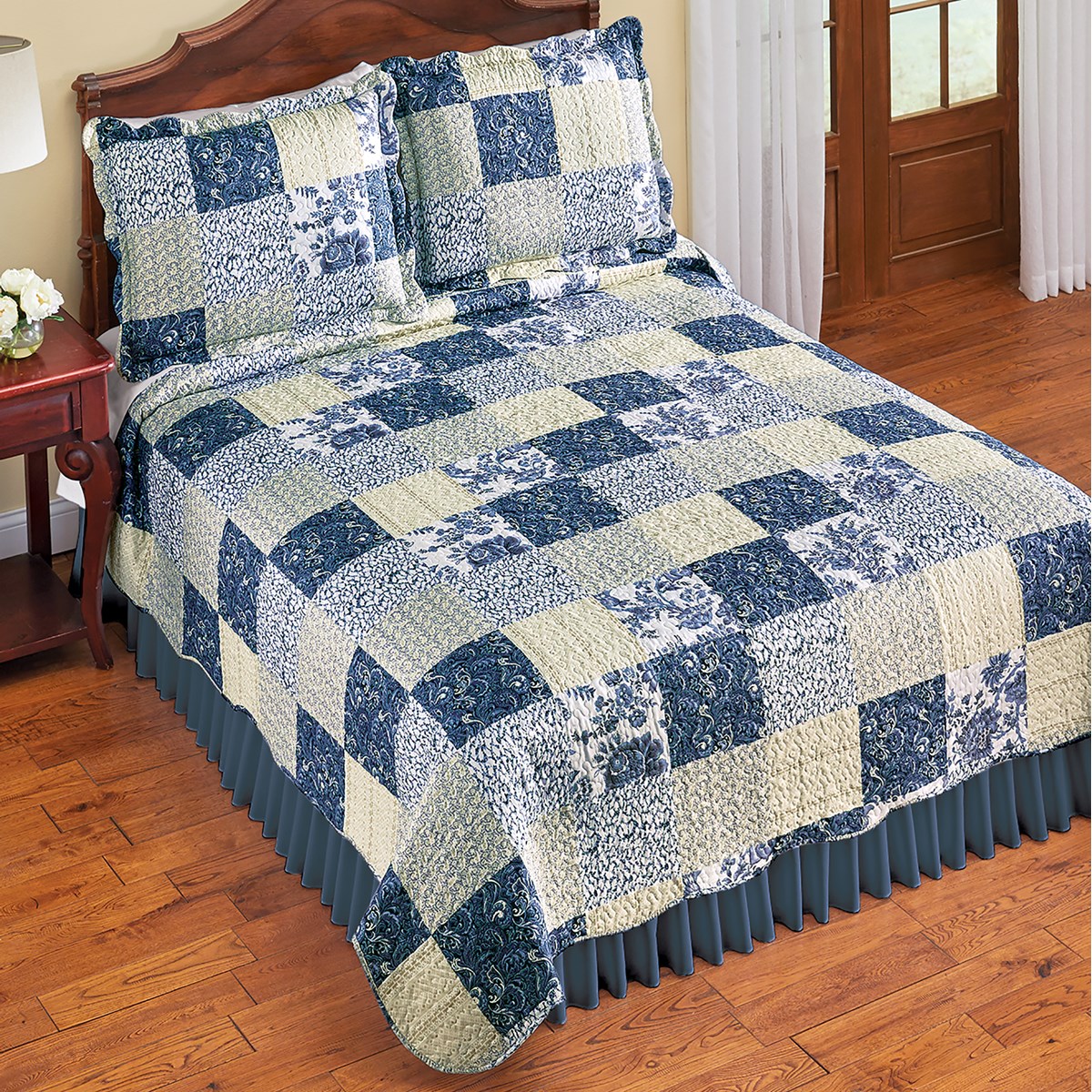 Floral & Paisley Pattern Patchwork Printed Quilt Collections Etc.