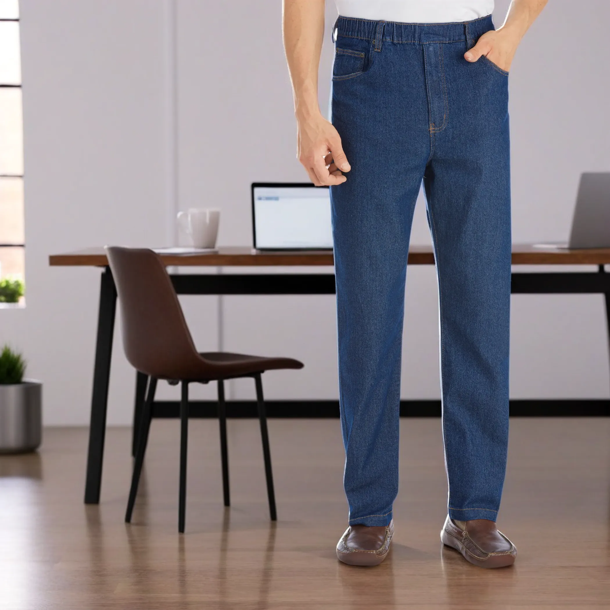 Men's Classic Denim Styling Cotton Pull-On Jeans - Picture 5 of 17