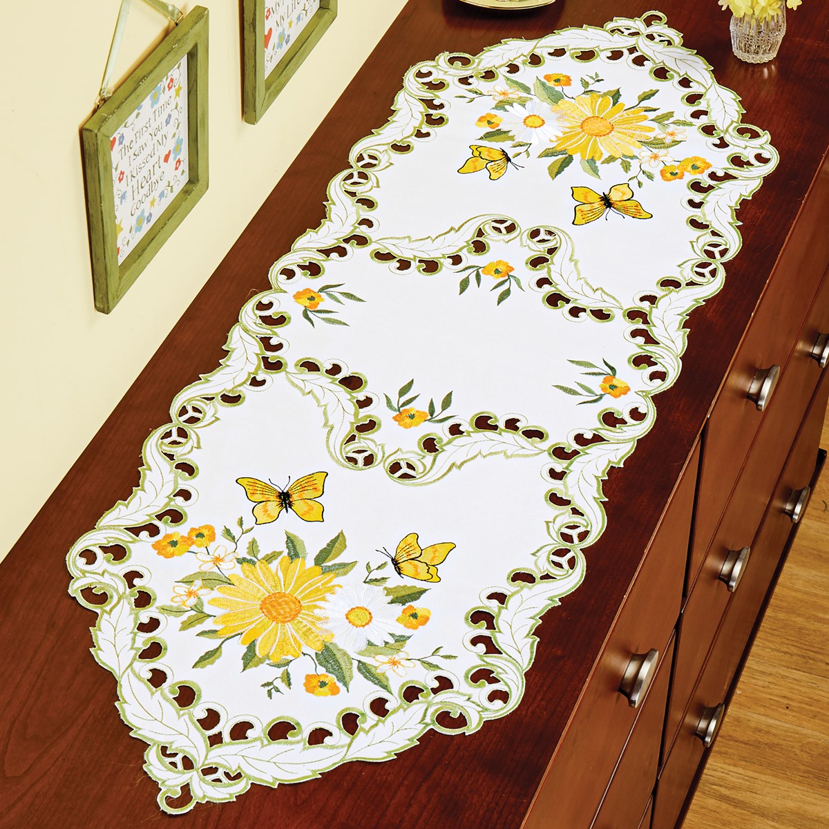 Embroidered Lovely Daisies and Butterflies Dresser Scarf Collections Etc.