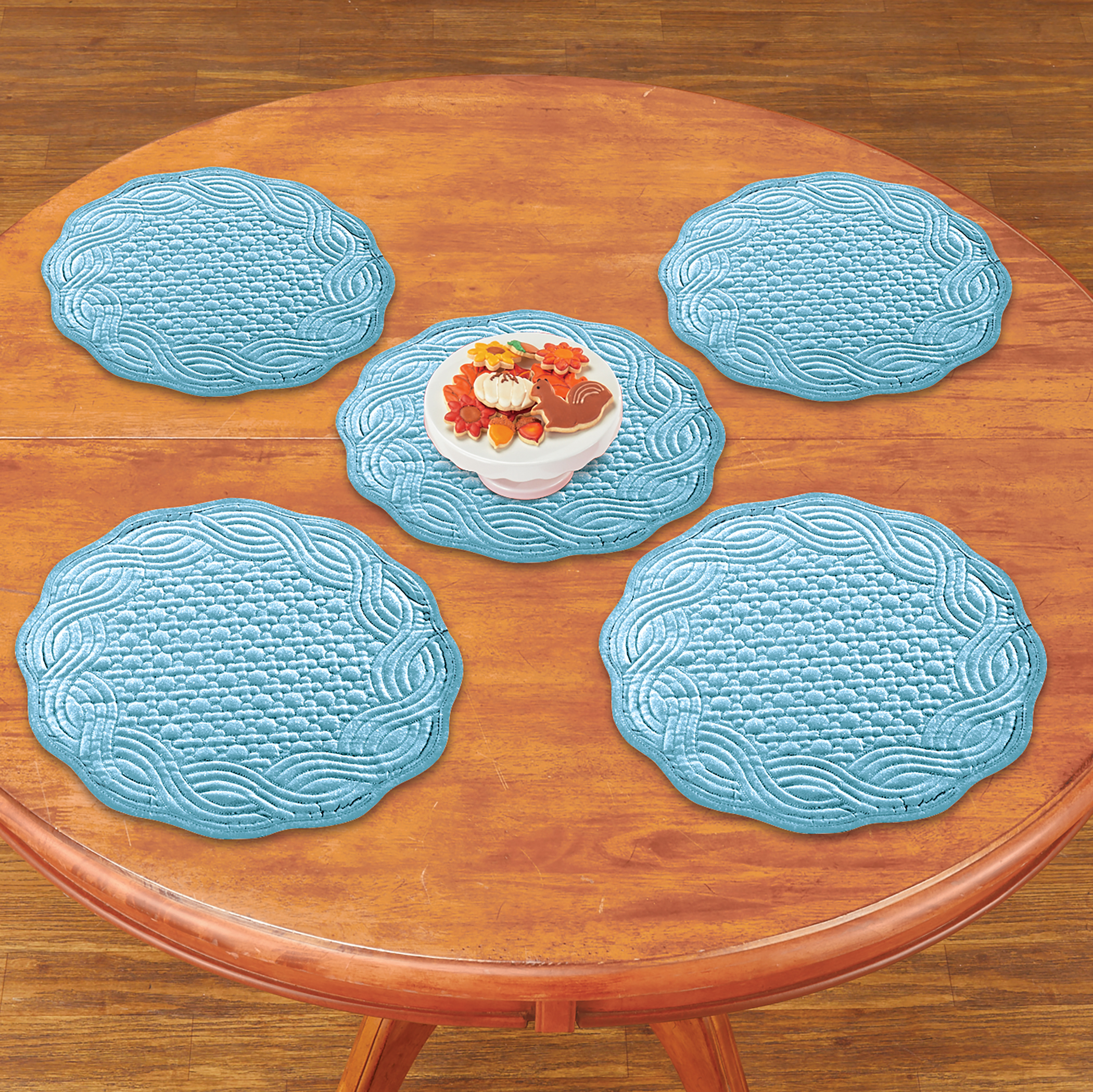 Quilted Texture Scalloped Edge Placemats - Set of 5 - Picture 4 of 4