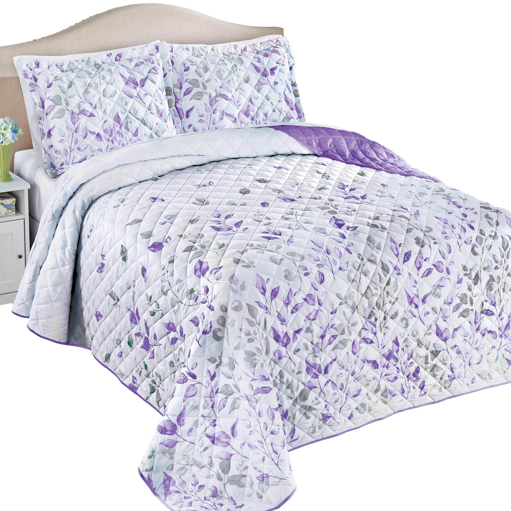 Scaling Leaves Design Cozy Quilted Bedspread - Picture 3 of 4