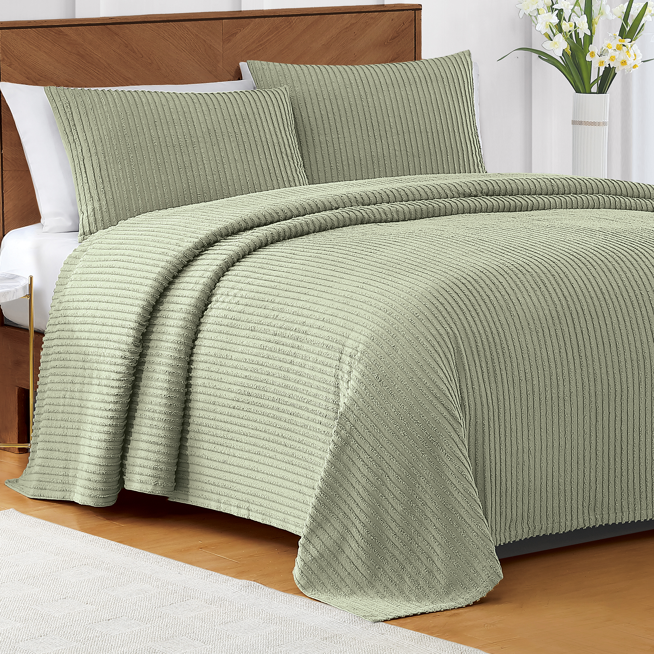 Unique Tufted Stripe Chenille Bedspread - Picture 4 of 8