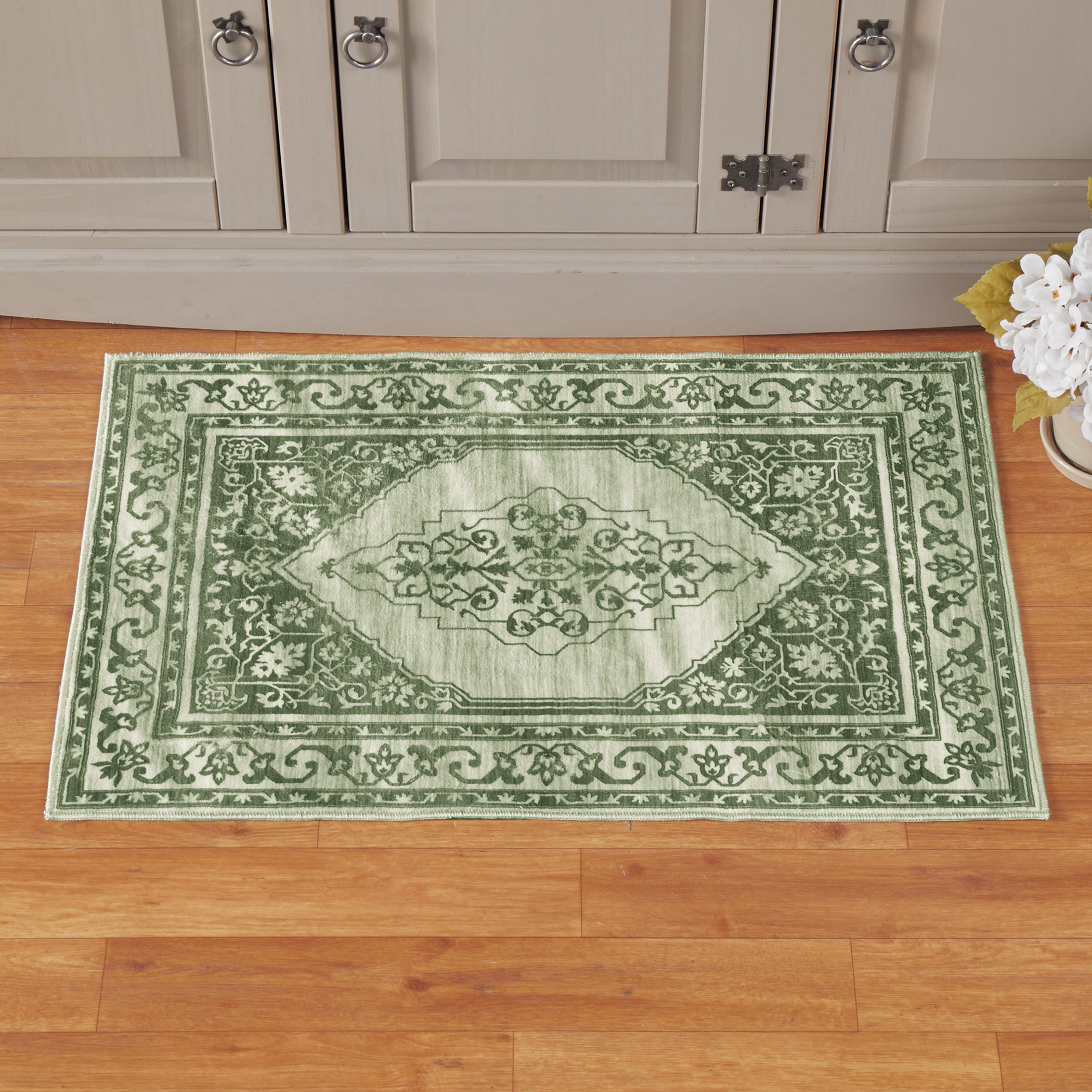 Elegante alfombra antideslizante con diseño de desplazamiento floral - Imagen 10 de 12